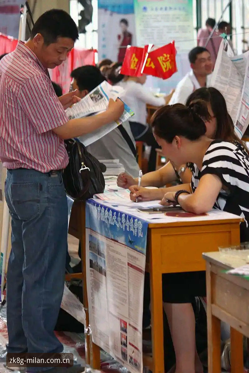 间歇期操作指南：从辽宁铁人换援看转会窗口的决策逻辑